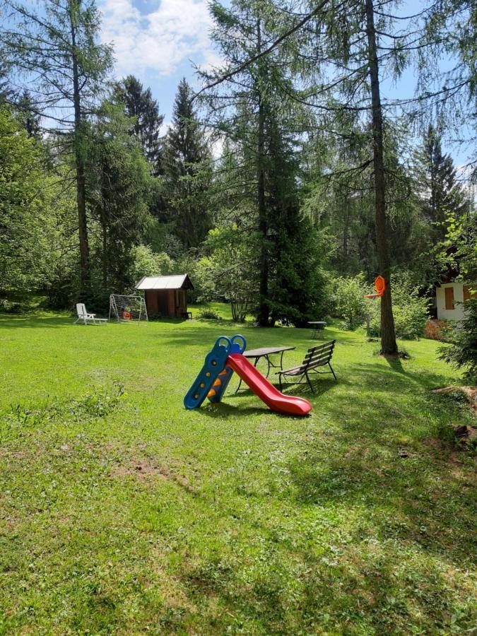 Albergo Scoiattolo Tret Buitenkant foto
