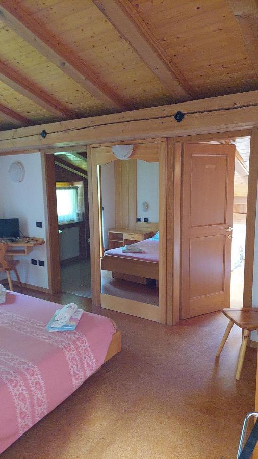 Albergo Scoiattolo Tret Buitenkant foto